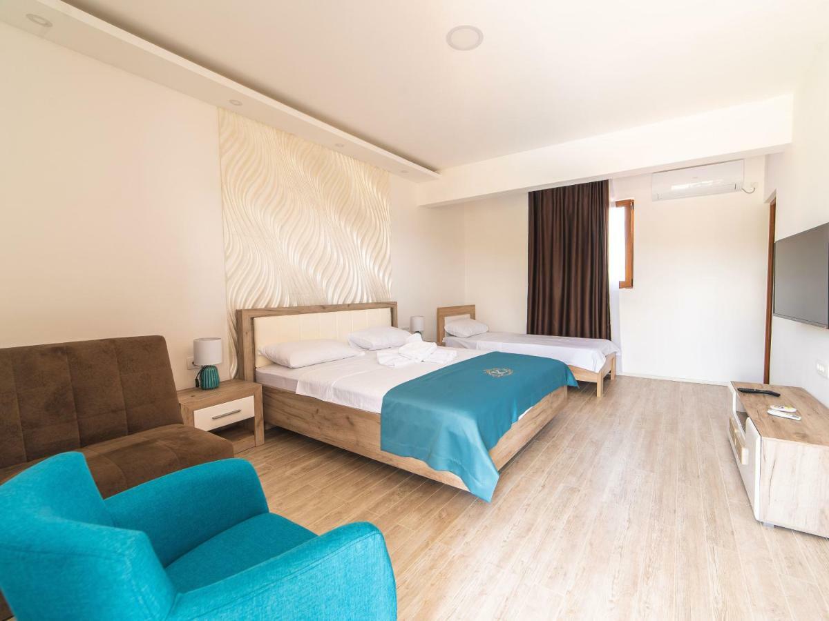 Hotel Royal Garden Никшич Экстерьер фото
