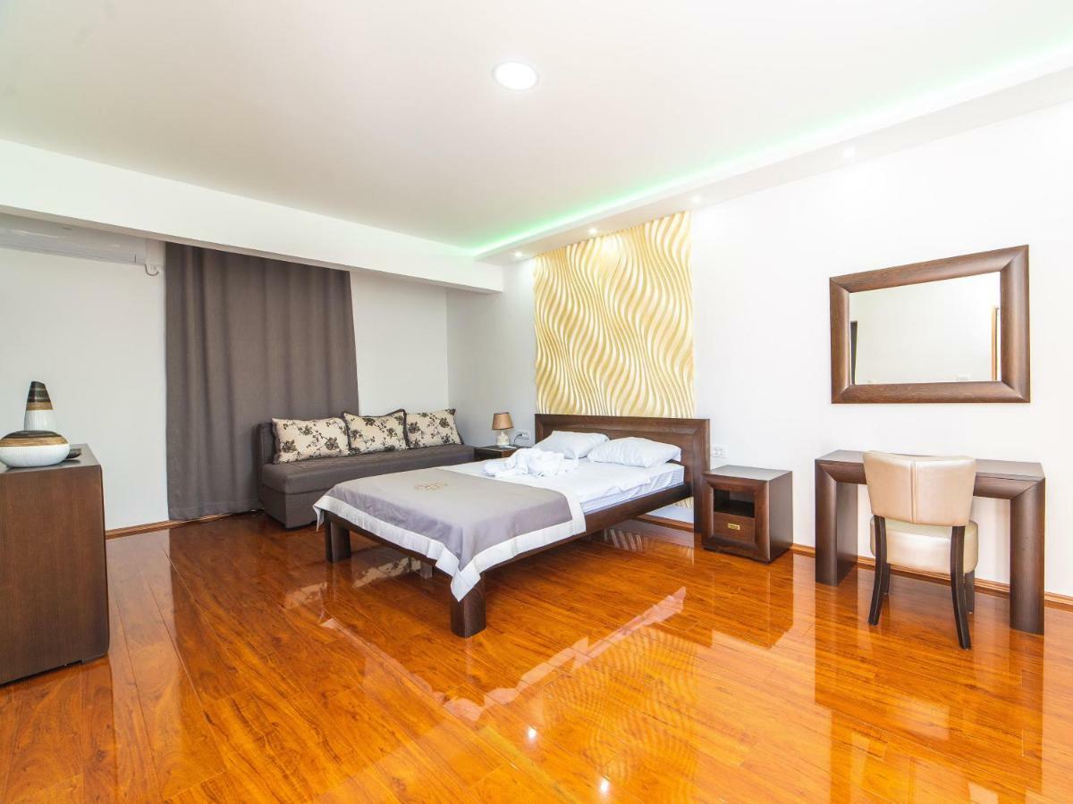 Hotel Royal Garden Никшич Экстерьер фото