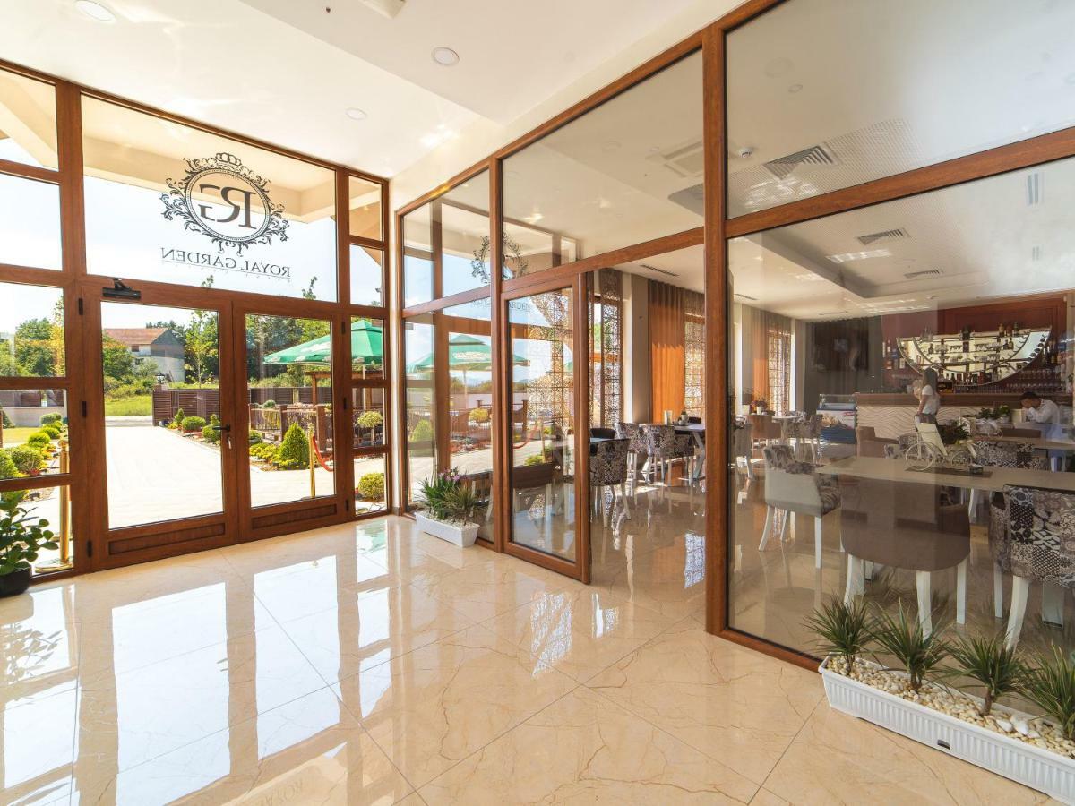 Hotel Royal Garden Никшич Экстерьер фото