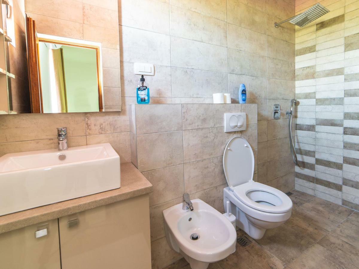 Hotel Royal Garden Никшич Экстерьер фото